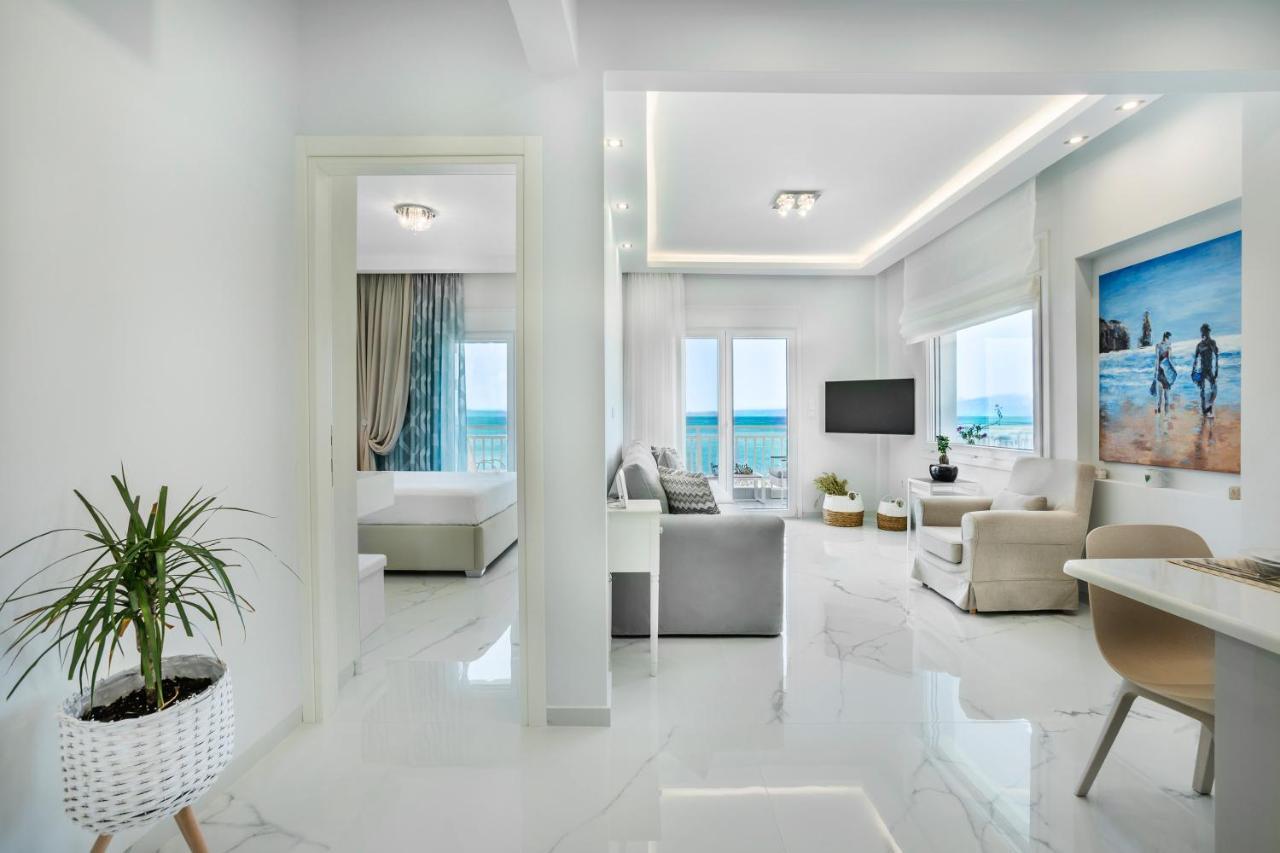 Front Casa Elena Chaniotis